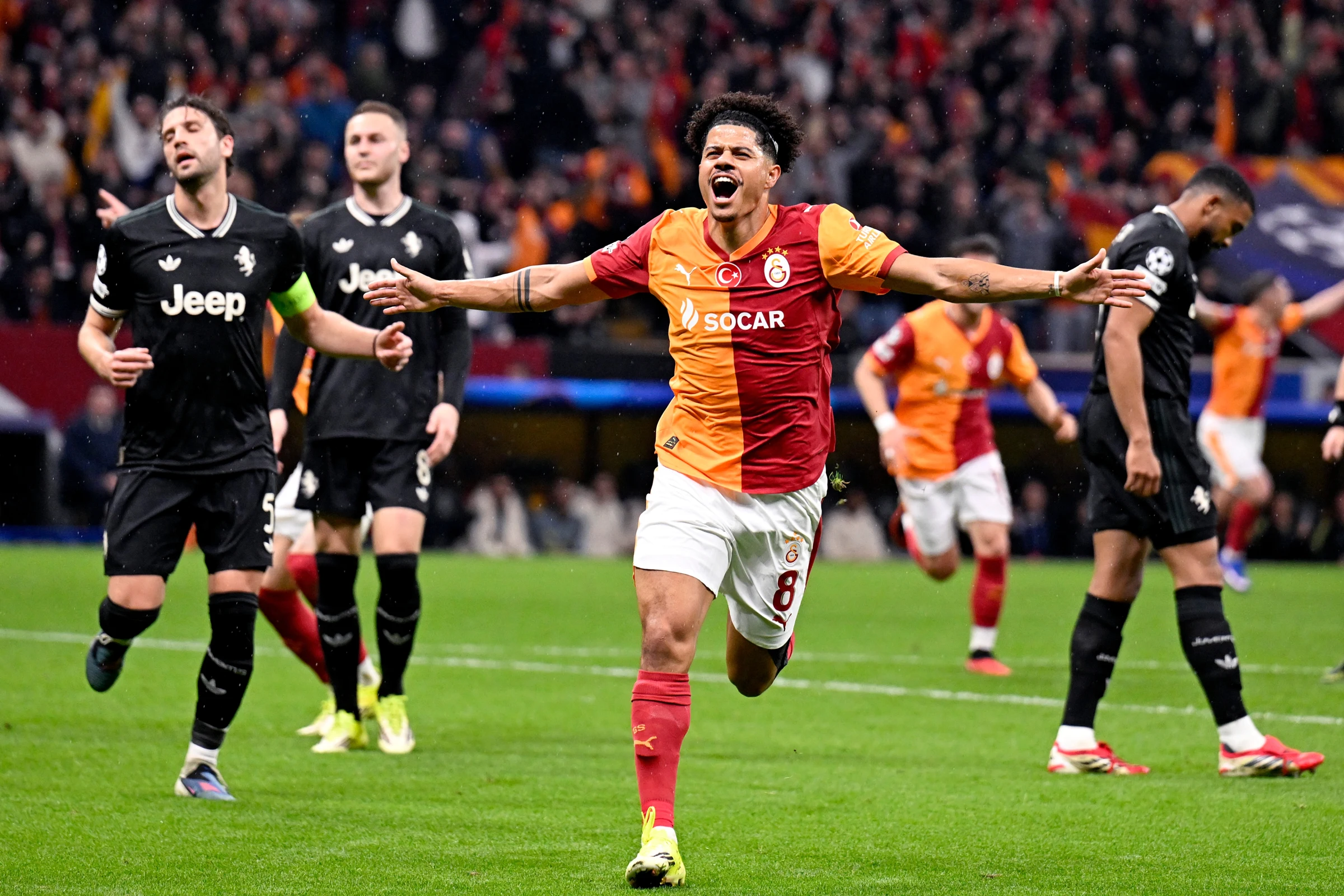 Aslan Juventus'u parçaladı: Galatasaray'dan tarihi fark