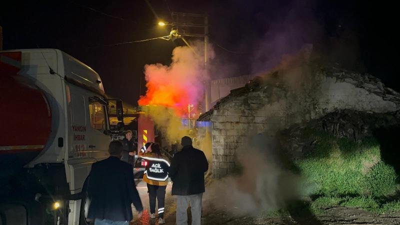 Bursa’da ev yangını: Bir kişi hayatını kaybetti