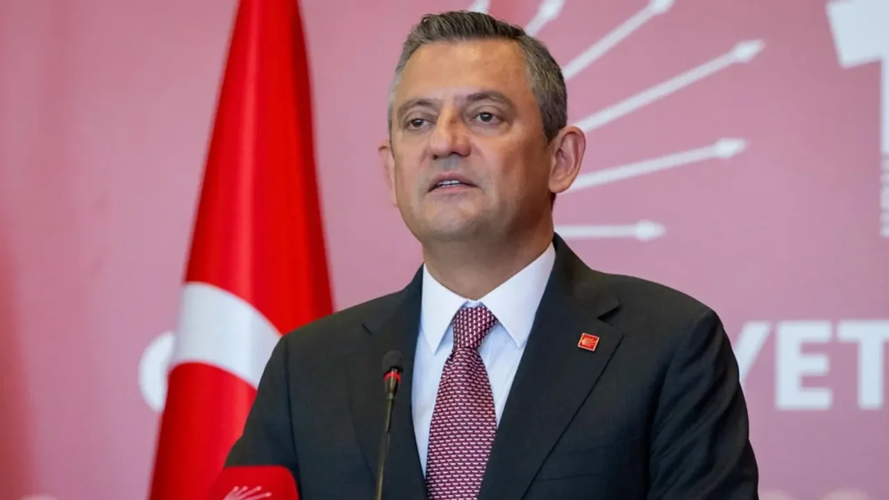 Özgür Özel’den Newroz’da Çelişkili Barış Mesajı