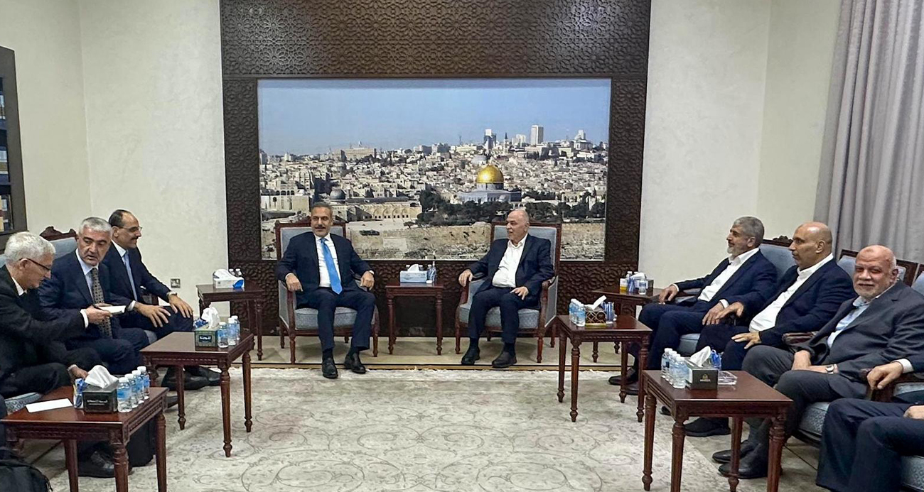 Fidan ve Kalın, Katar’da Hamas Liderleriyle Görüştü