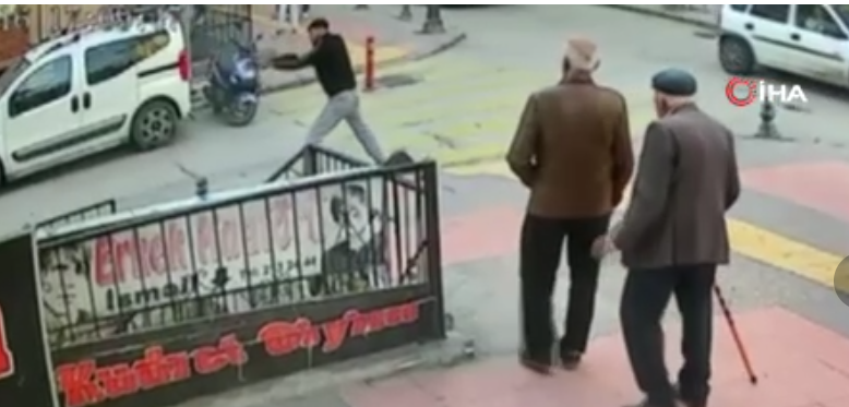 Husumetlisine Sokak Ortasında Defalarca Ateş Eden Şahıs Tutuklandı