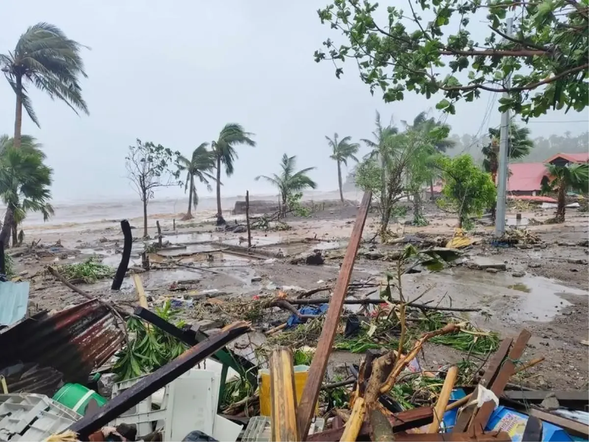 Filipinler'de tayfun felaketi: 2 ölü, 1.5 milyon kişi tahliye edildi